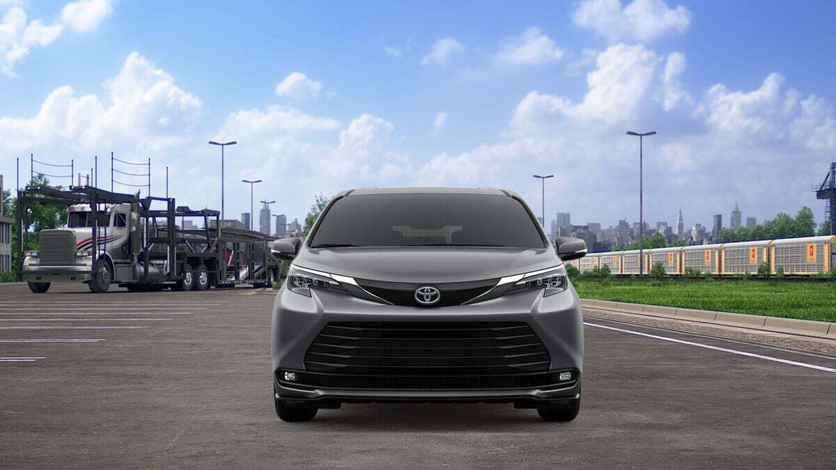 2026 Toyota Sienna XLE Laurel MD