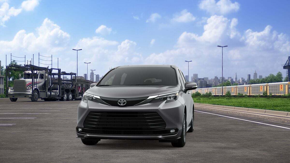 2026 Toyota Sienna XLE Laurel MD