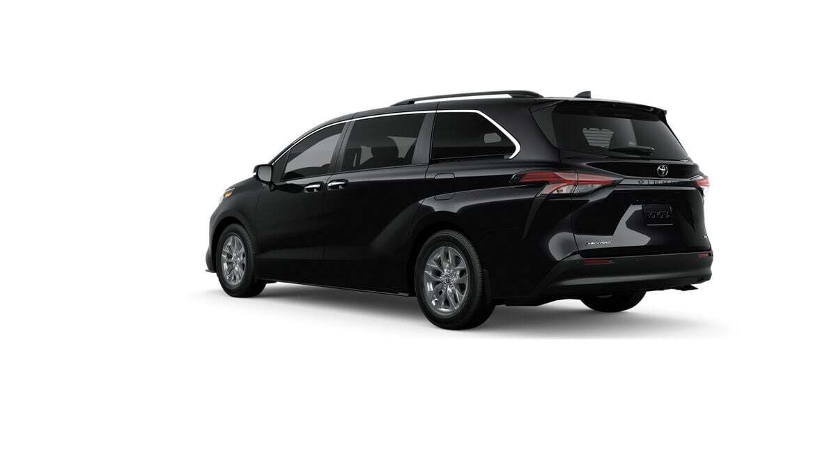 2026 Toyota Sienna XLE Laurel MD