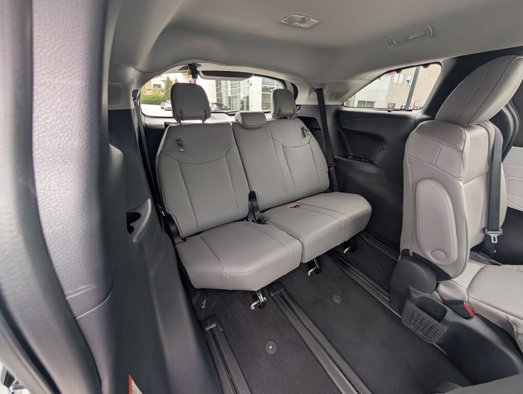 2026 Toyota Sienna XLE Laurel MD