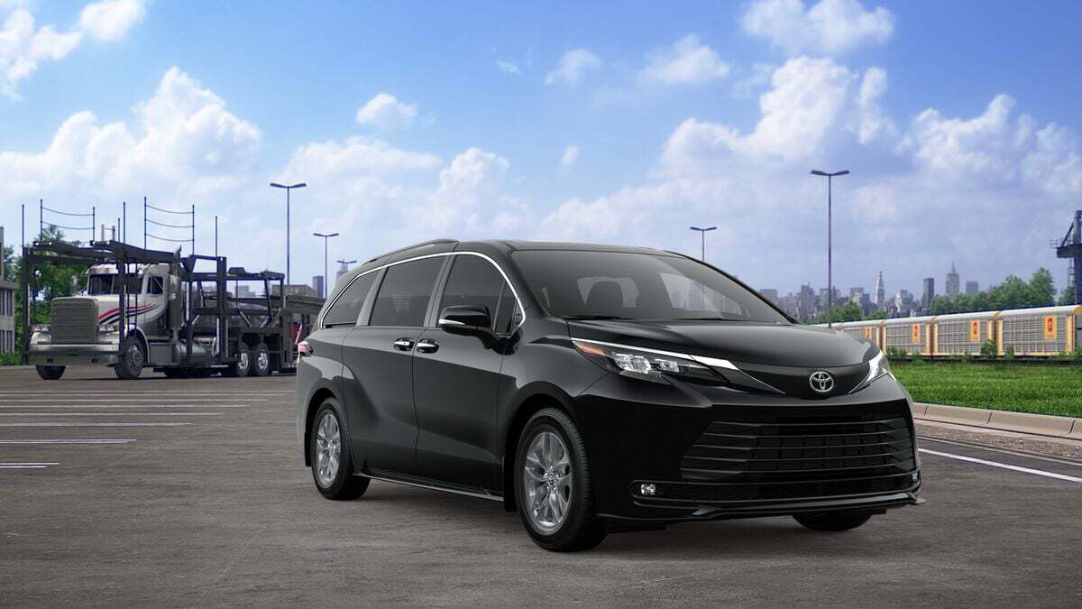 2026 Toyota Sienna XLE Laurel MD