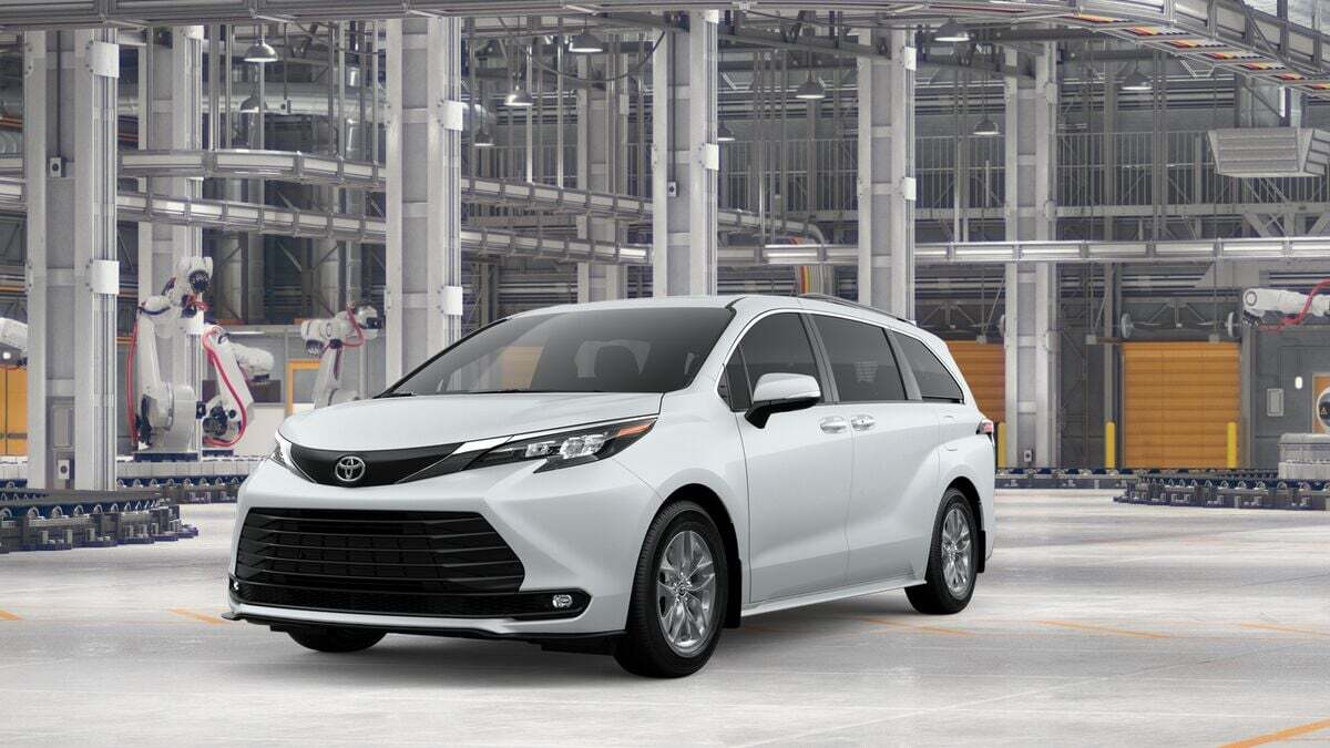 2026 Toyota Sienna XLE Laurel MD