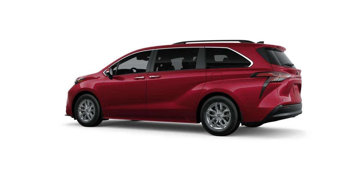 2026 Toyota Sienna XLE Fredericksburg VA