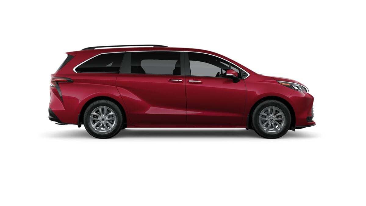 2026 Toyota Sienna XLE Fredericksburg VA