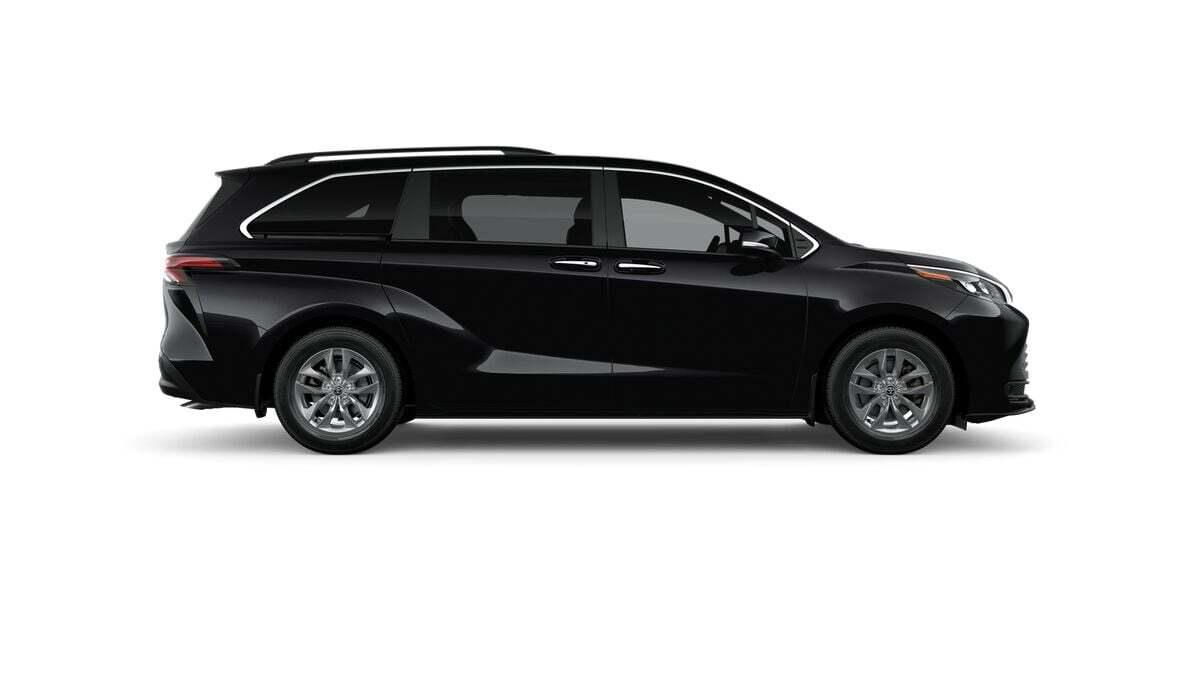 2026 Toyota Sienna XLE Fredericksburg VA