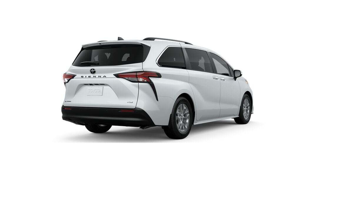 2026 Toyota Sienna XLE Fredericksburg VA