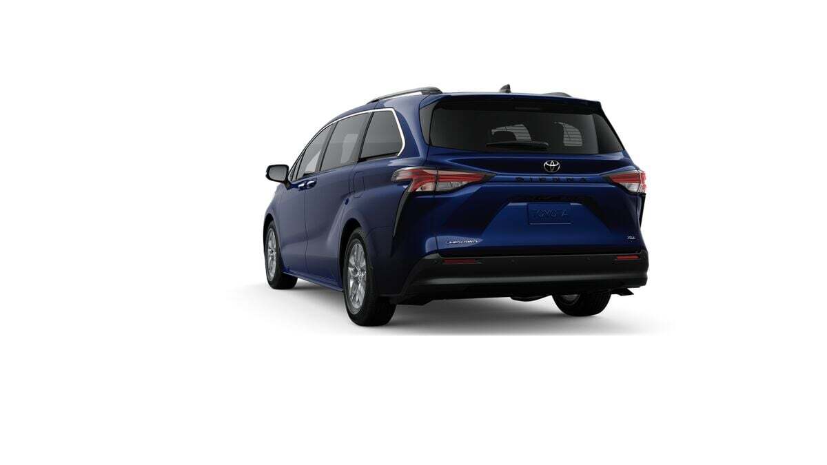 2026 Toyota Sienna XLE Fredericksburg VA