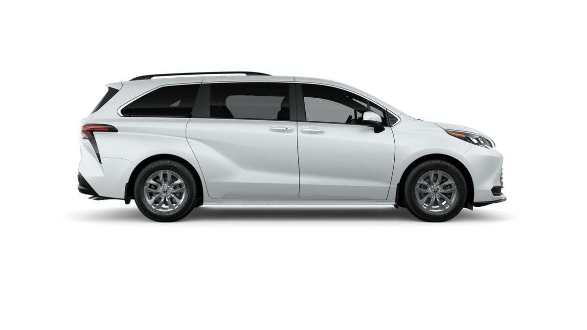 2026 Toyota Sienna XLE Fredericksburg VA