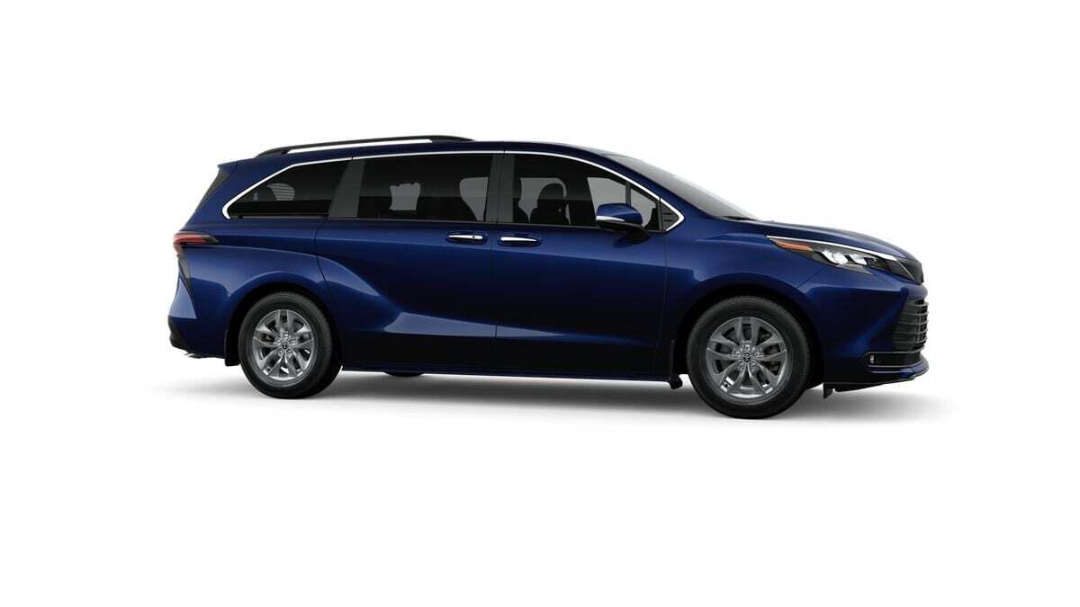 2026 Toyota Sienna XLE Fredericksburg VA