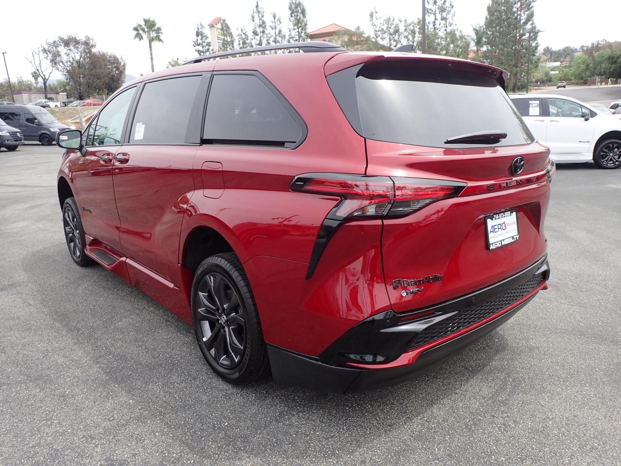 2026 Toyota Sienna XSE