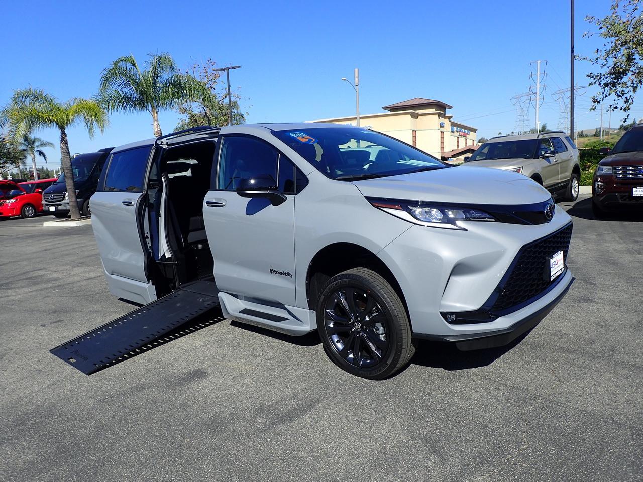 2026 Toyota Sienna XSE