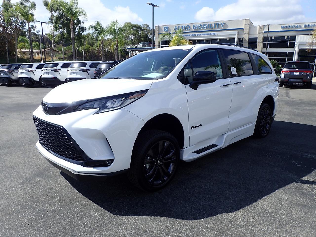 2026 Toyota Sienna XSE