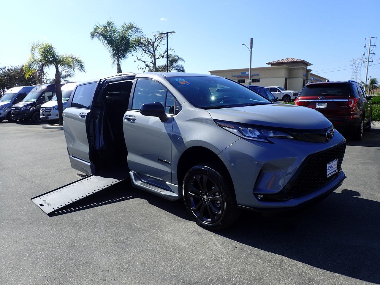 2026 Toyota Sienna XSE