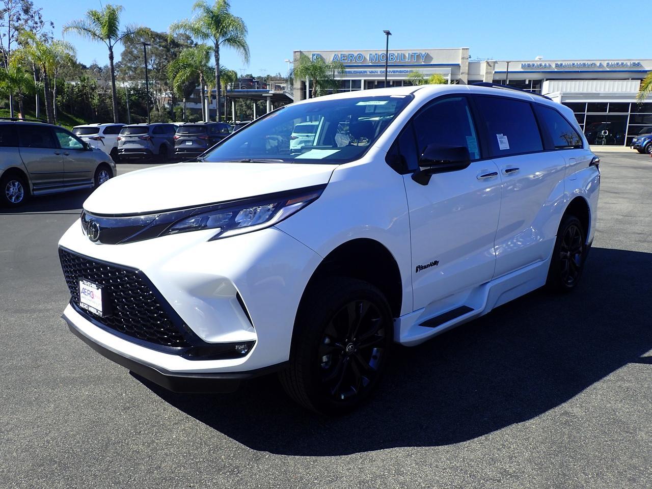 2026 Toyota Sienna XSE