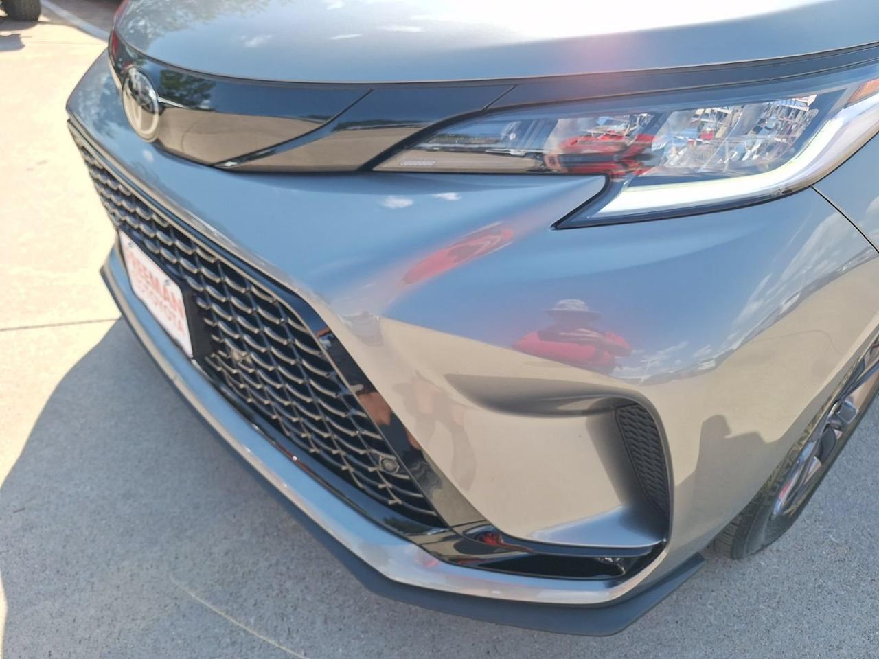 2026 Toyota Sienna XSE Hurst TX