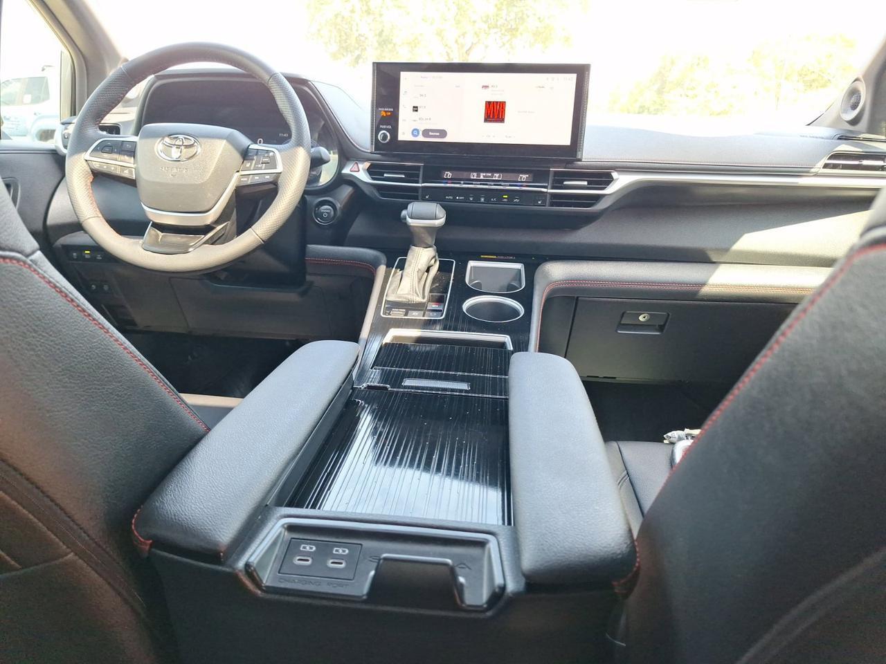 2026 Toyota Sienna XSE Hurst TX