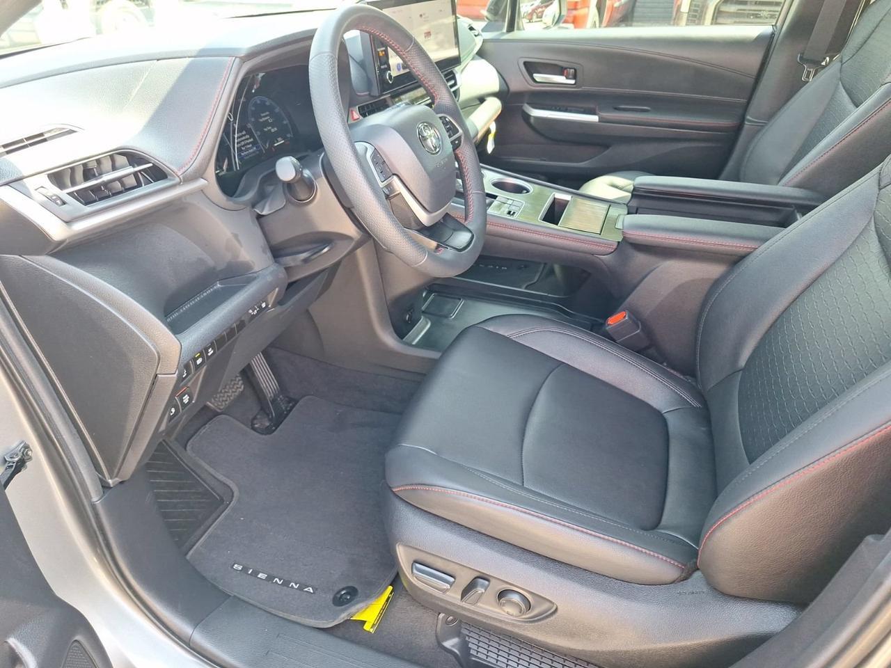 2026 Toyota Sienna XSE Hurst TX