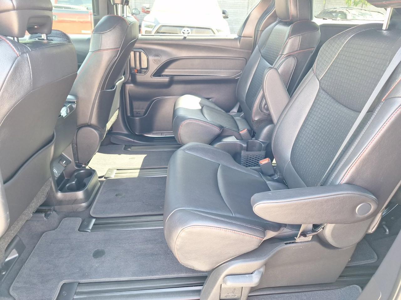 2026 Toyota Sienna XSE Hurst TX