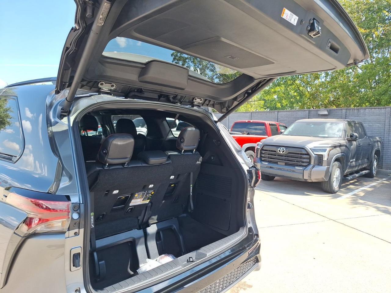 2026 Toyota Sienna XSE Hurst TX