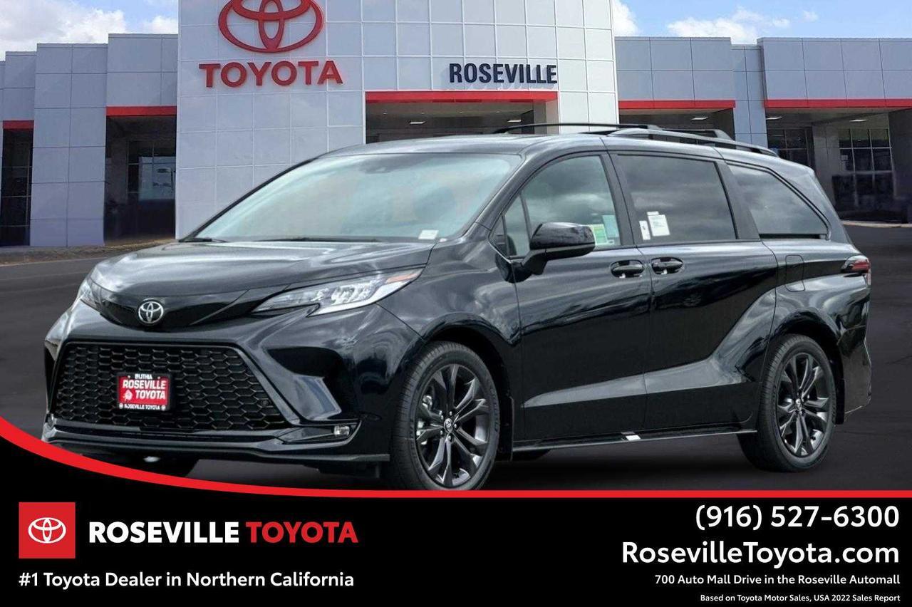 2026 Toyota Sienna XSE 7-Passenger Hybrid FWD's photo