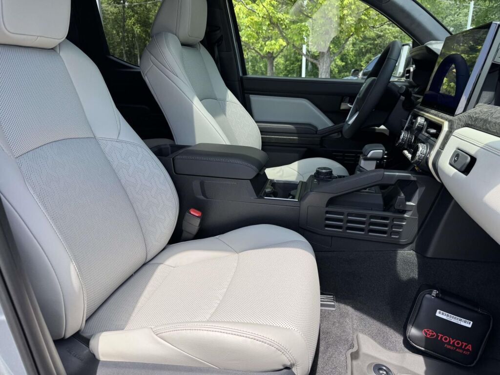 2026 Toyota Tacoma Hybrid Limited Fredericksburg VA