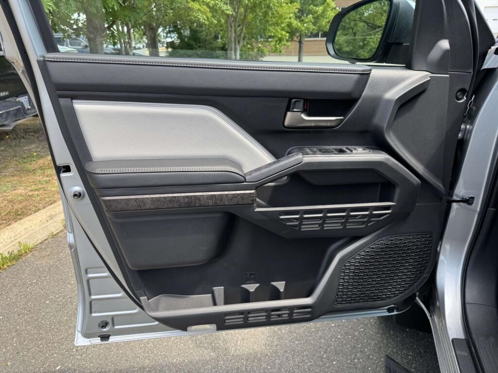 2026 Toyota Tacoma Hybrid Limited Fredericksburg VA
