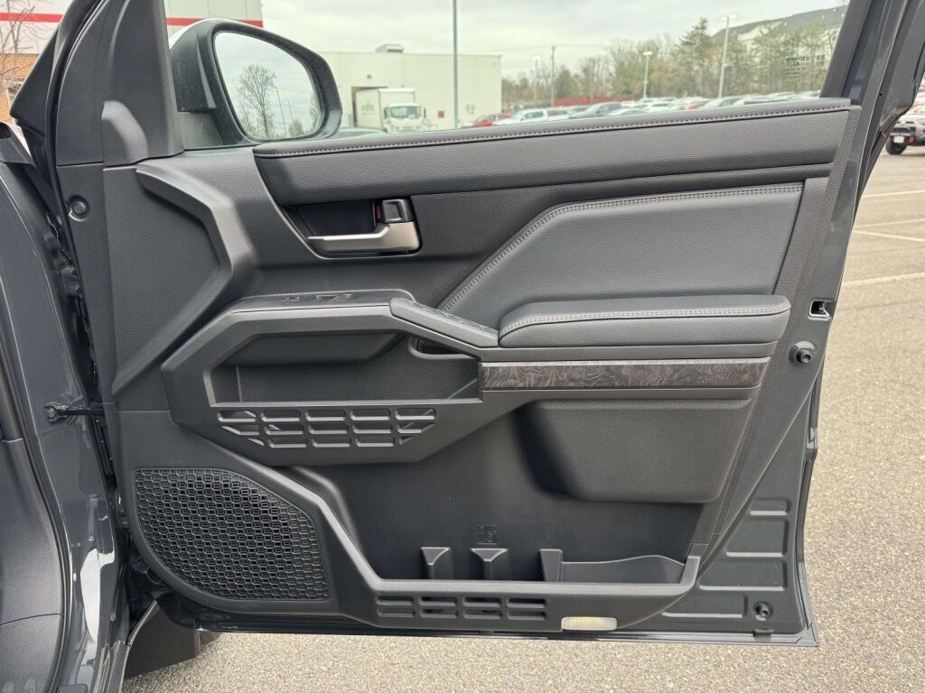 2026 Toyota Tacoma Hybrid Limited Fredericksburg VA