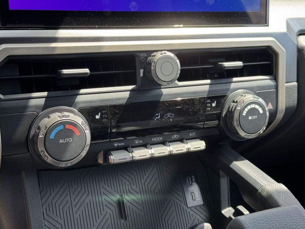 2026 Toyota Tacoma Hybrid TRD Off Road Fredericksburg VA