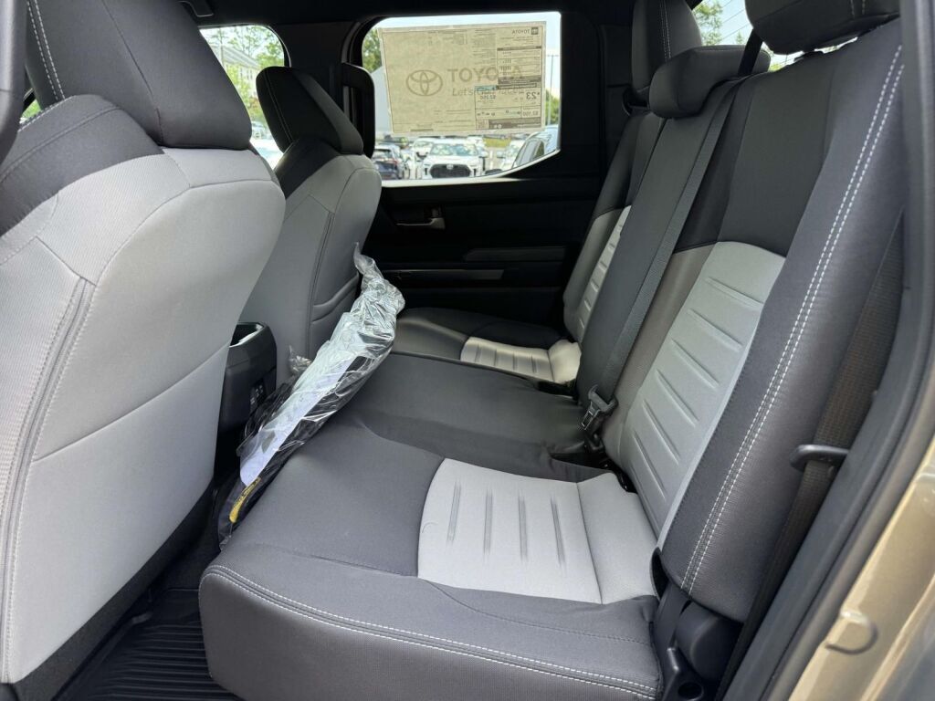 2026 Toyota Tacoma Hybrid TRD Off Road Fredericksburg VA