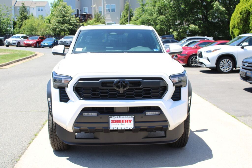 2026 Toyota Tacoma Hybrid TRD Off Road Fredericksburg VA