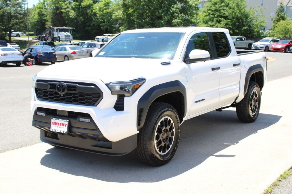 2026 Toyota Tacoma Hybrid TRD Off Road Fredericksburg VA