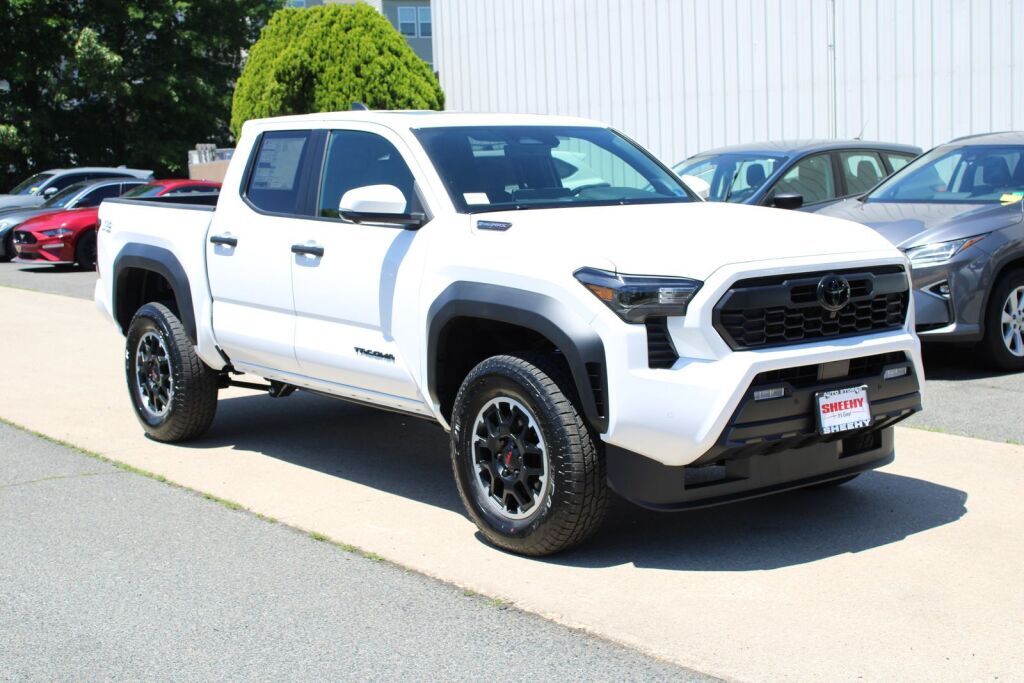 2026 Toyota Tacoma Hybrid TRD Off Road