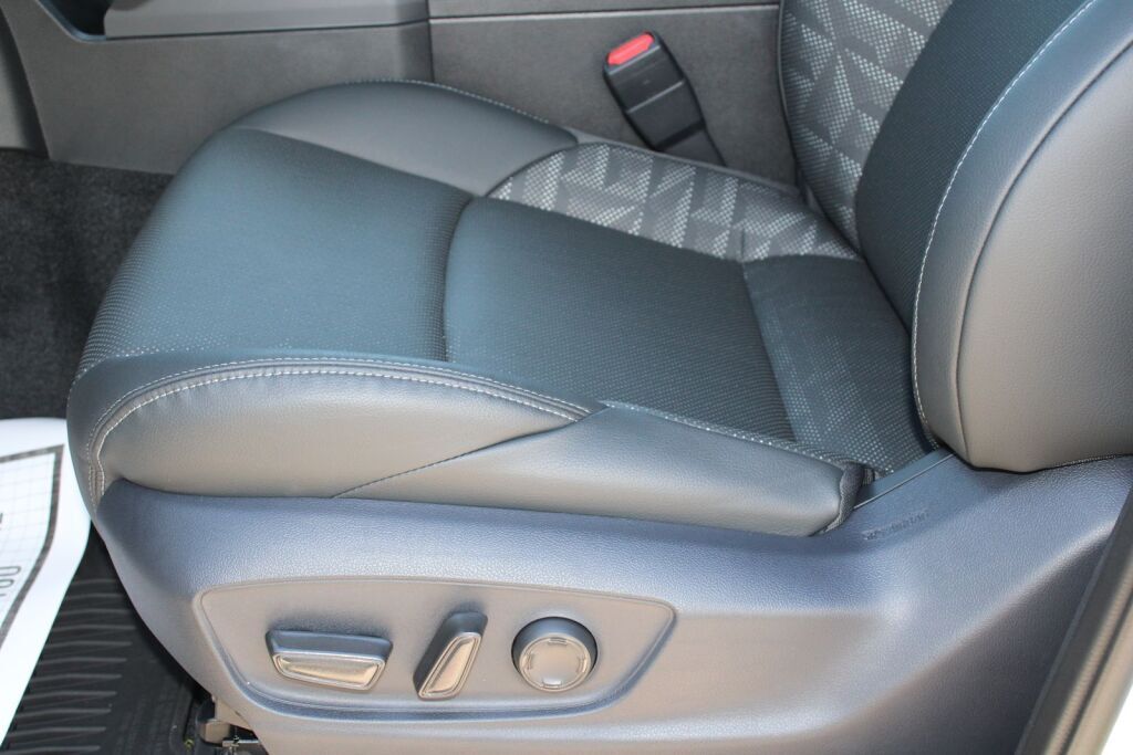2026 Toyota Tacoma Hybrid TRD Off Road Fredericksburg VA