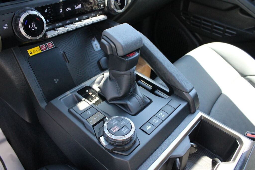 2026 Toyota Tacoma Hybrid TRD Off Road Fredericksburg VA
