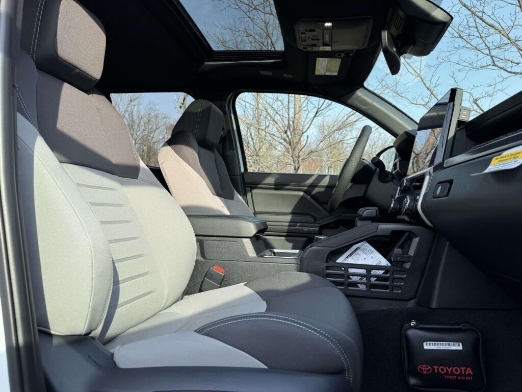 2026 Toyota Tacoma Hybrid TRD Off Road Fredericksburg VA