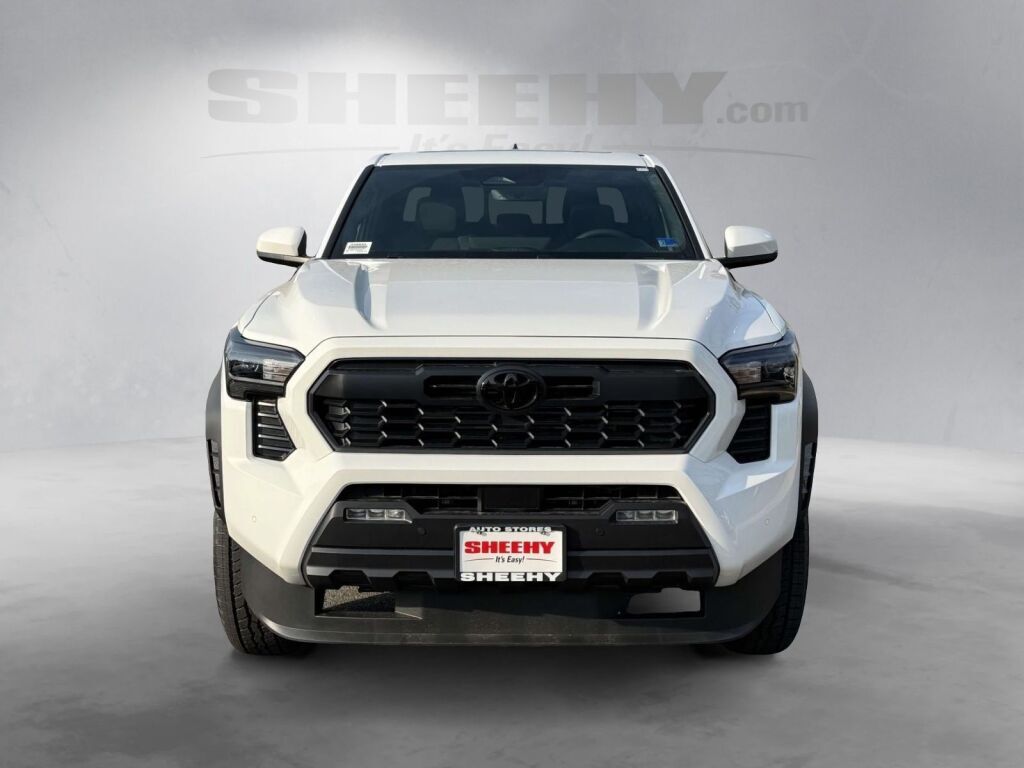 2026 Toyota Tacoma Hybrid TRD Off Road Fredericksburg VA