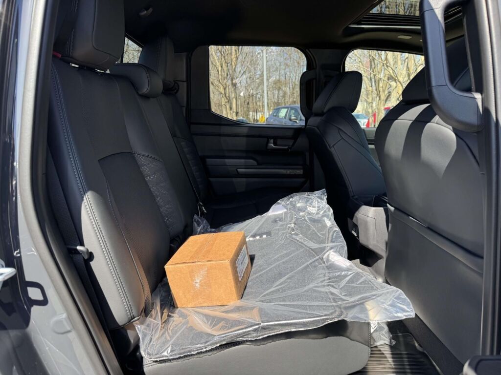 2026 Toyota Tacoma Hybrid TRD Off Road Fredericksburg VA