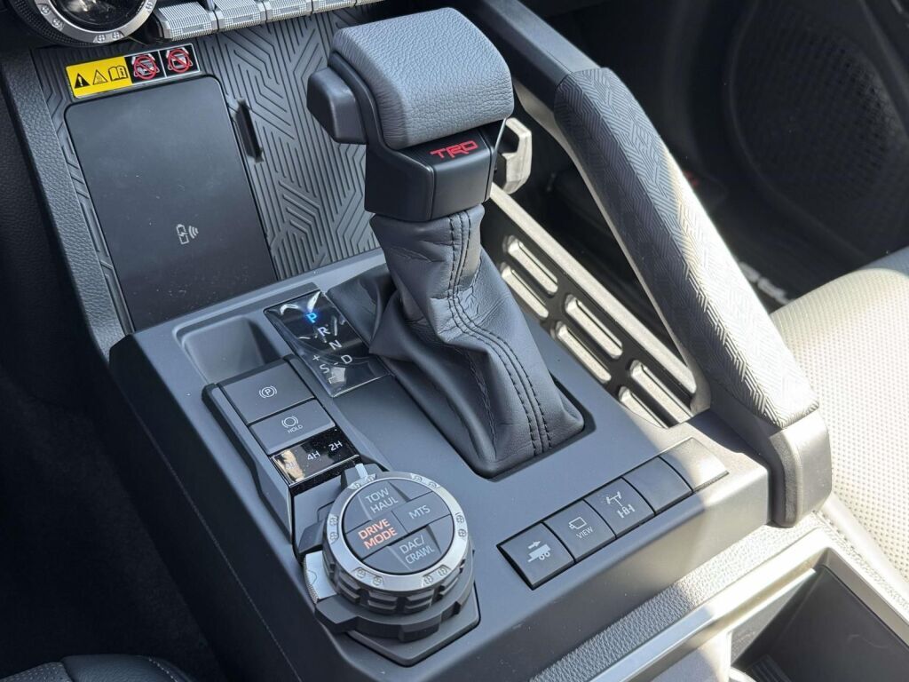 2026 Toyota Tacoma Hybrid TRD Off Road Fredericksburg VA