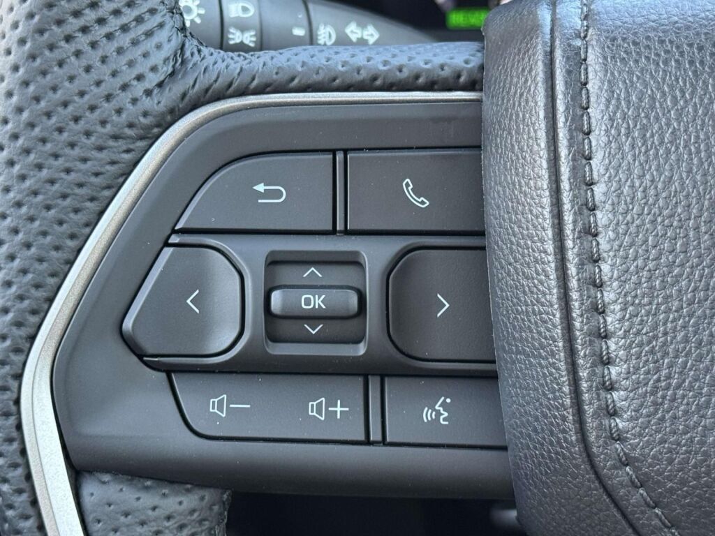 2026 Toyota Tacoma Hybrid TRD Off Road Fredericksburg VA