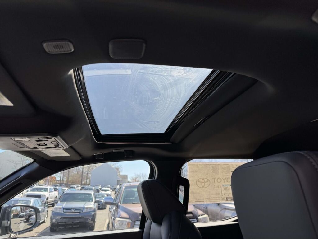 2026 Toyota Tacoma Hybrid TRD Off Road Fredericksburg VA