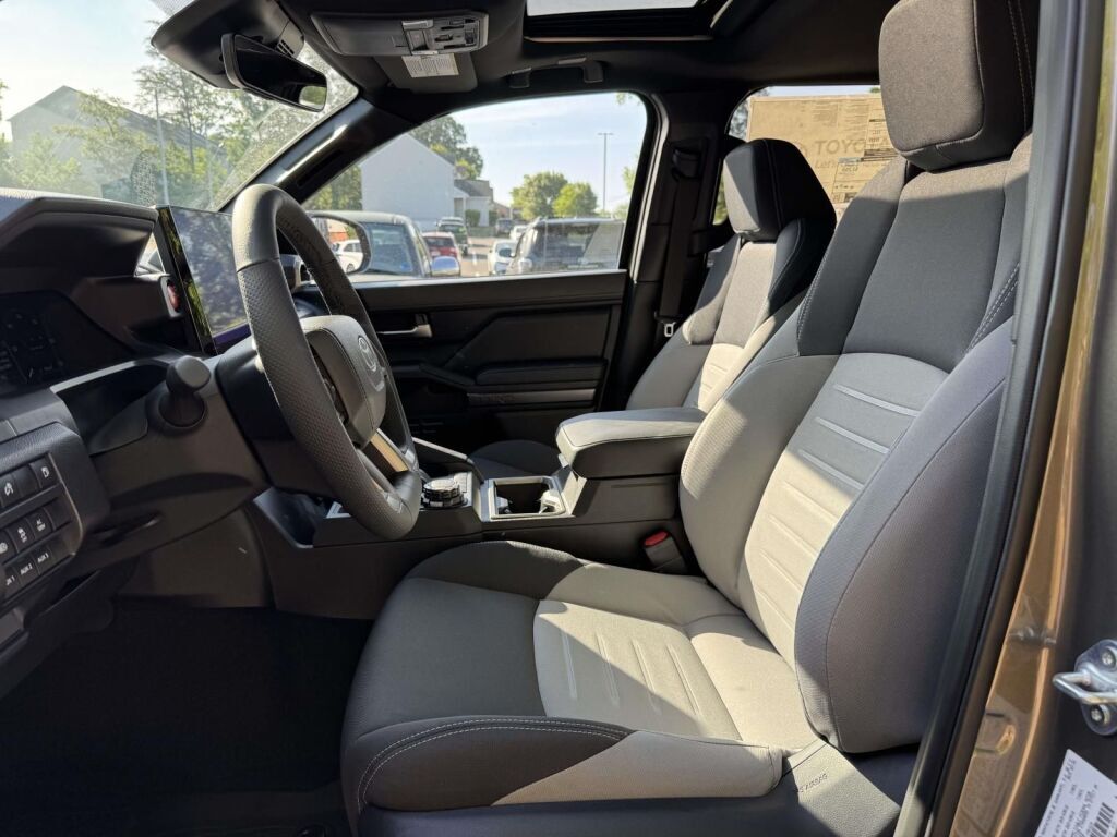 2026 Toyota Tacoma Hybrid TRD Sport Fredericksburg VA