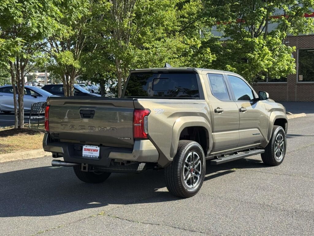 2026 Toyota Tacoma Hybrid TRD Sport Fredericksburg VA