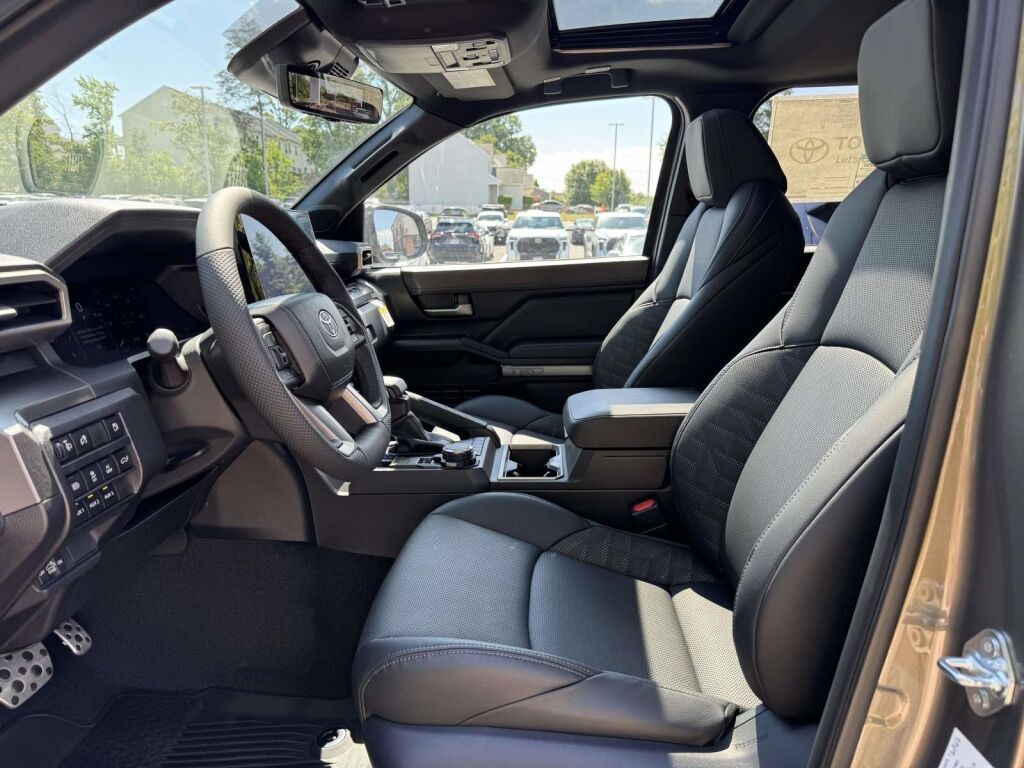 2026 Toyota Tacoma Hybrid TRD Sport Fredericksburg VA