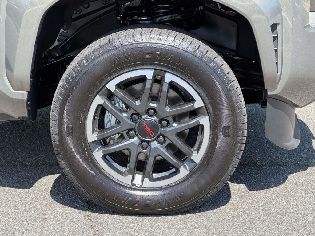 2026 Toyota Tacoma Hybrid TRD Sport Fredericksburg VA