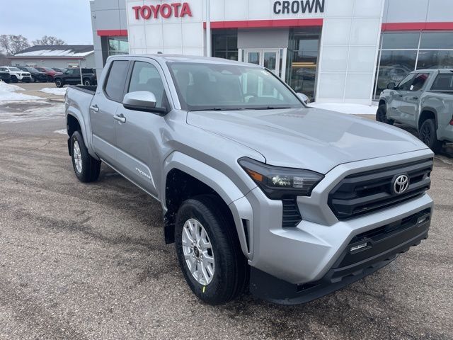 2026 Toyota Tacoma SR5 4WD