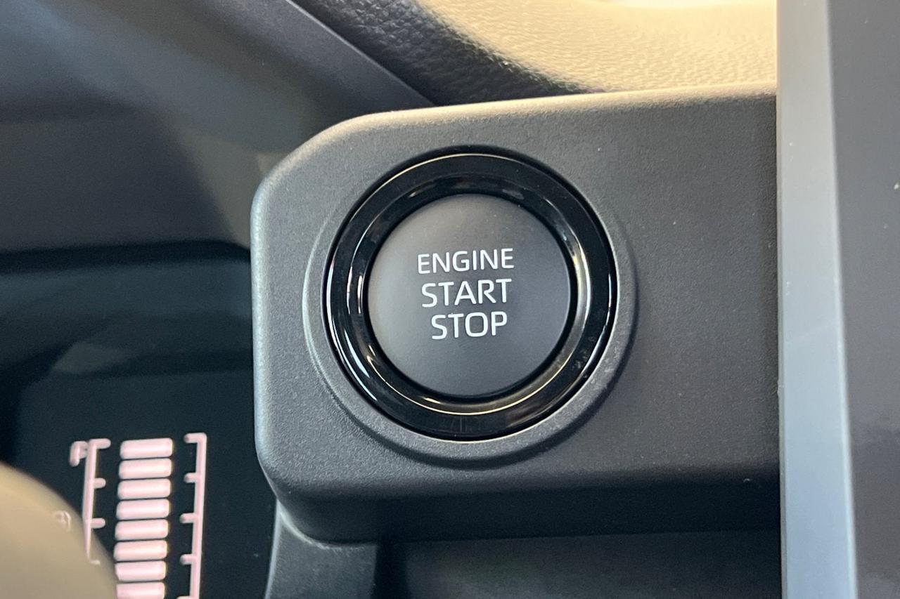 2026 Toyota Tacoma SR5 Roseville CA