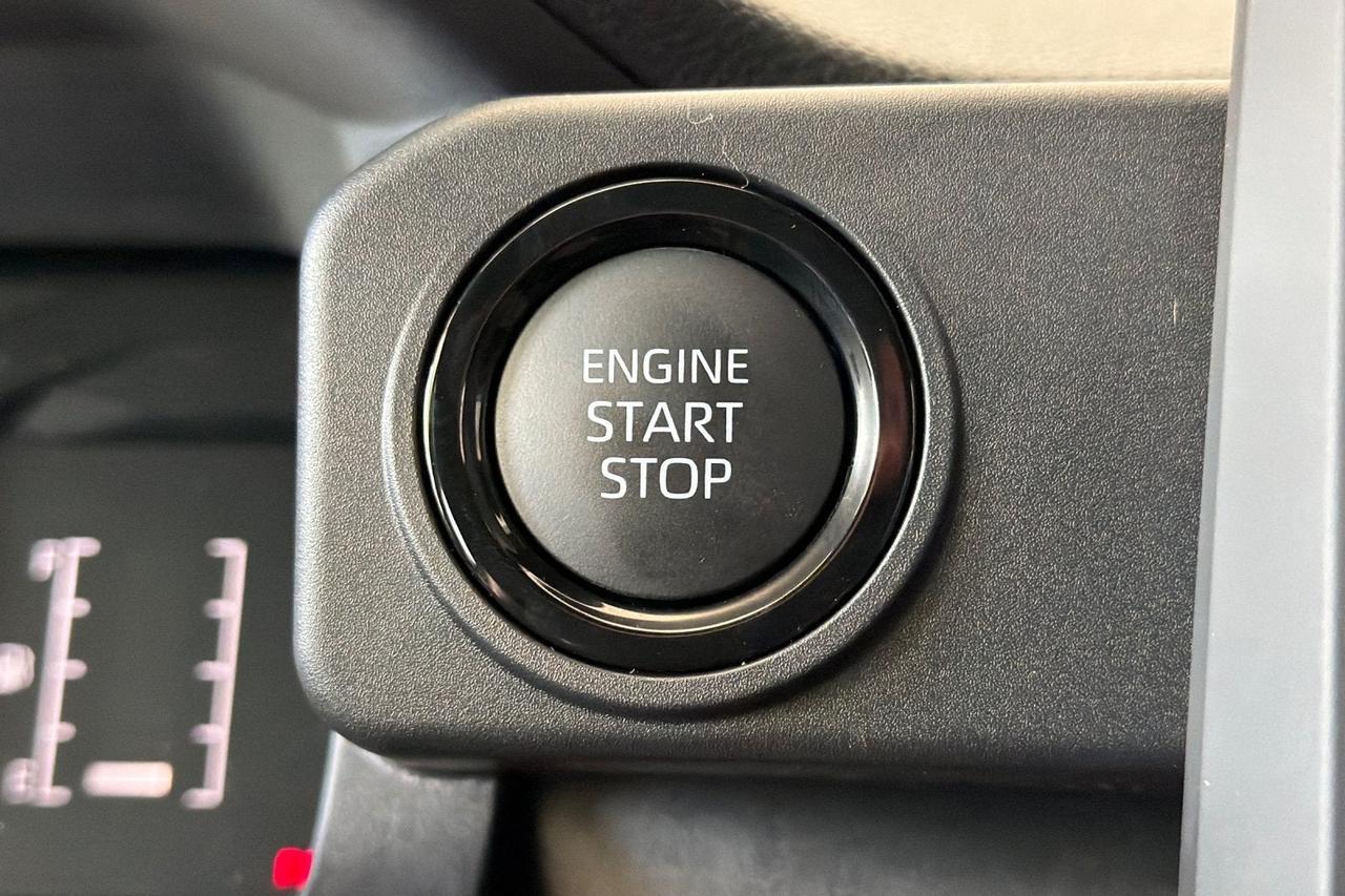 2026 Toyota Tacoma SR5 Roseville CA