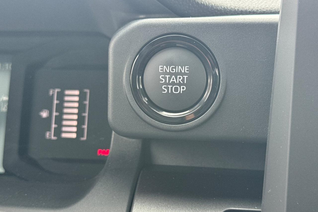 2026 Toyota Tacoma SR5 Roseville CA