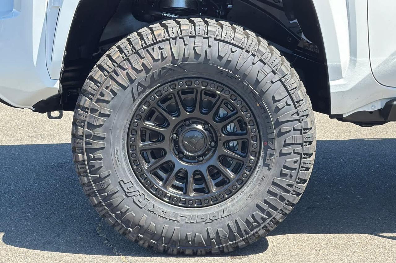 2026 Toyota Tacoma SR5 Roseville CA