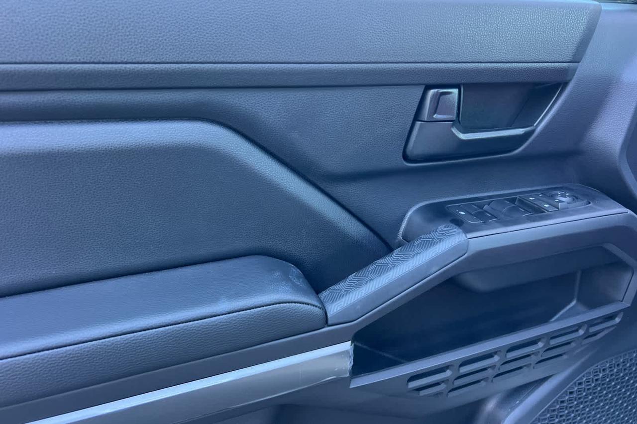 2026 Toyota Tacoma SR5 Roseville CA